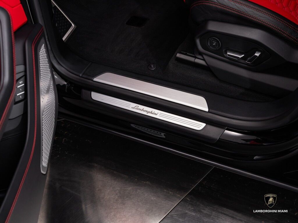 2021 Lamborghini Urus North Miami Beach FL