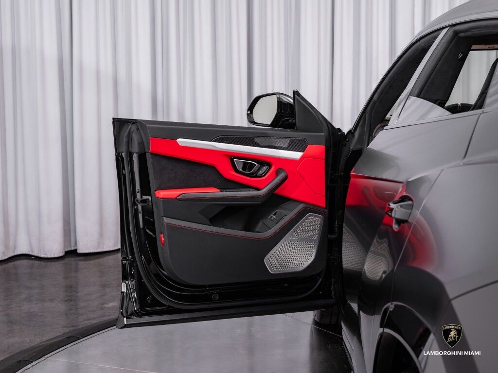 2021 Lamborghini Urus North Miami Beach FL