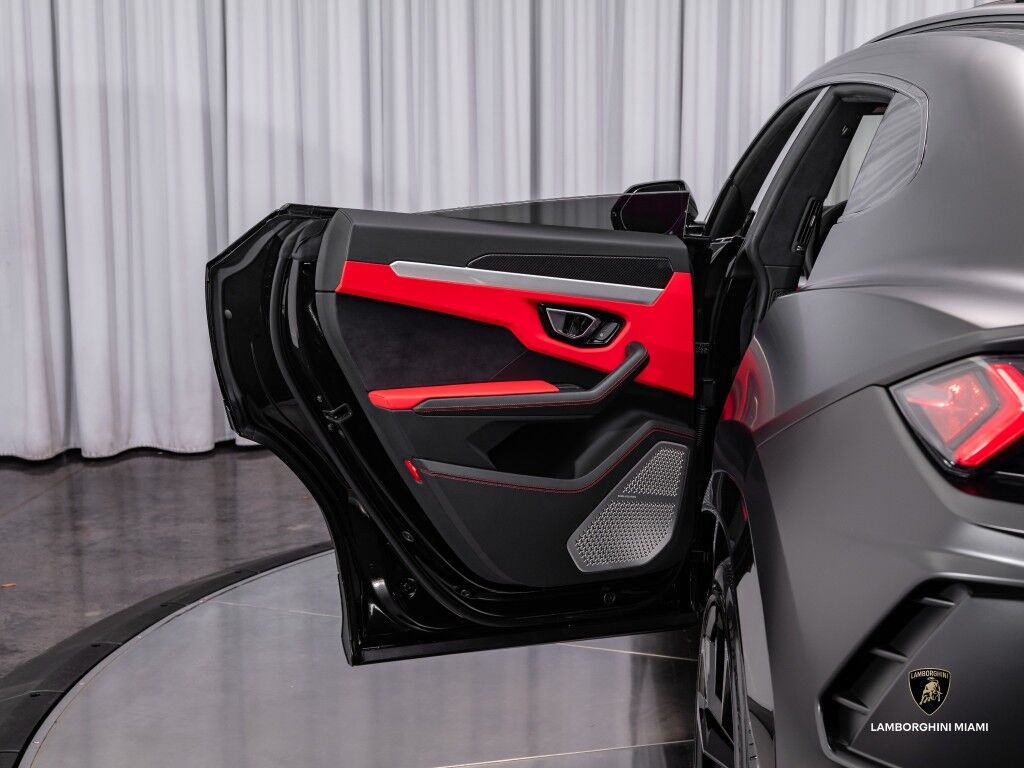 2021 Lamborghini Urus North Miami Beach FL
