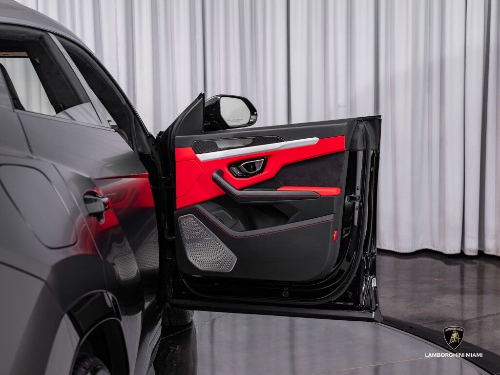 2021 Lamborghini Urus North Miami Beach FL