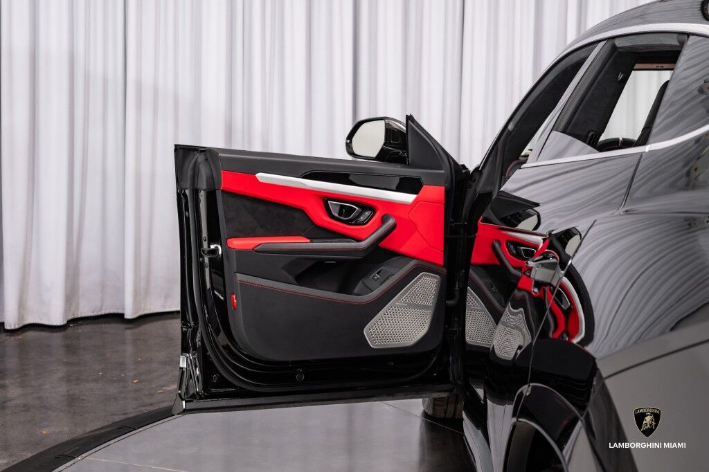 2021 Lamborghini Urus North Miami Beach FL