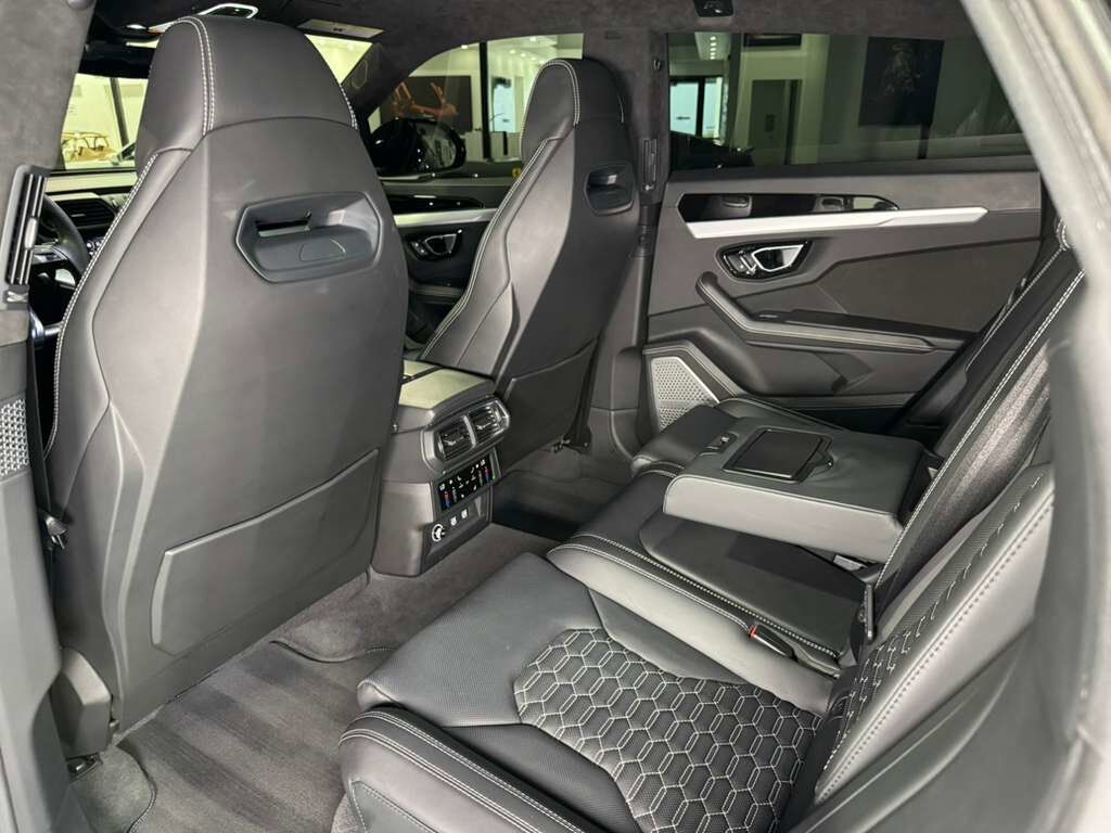 2021 Lamborghini Urus 1016 WIDE BODY KIT! Nero Helene paint, factory Akrapovic exhaust, Bang & Olufsen audio & MUCH MORE!! Fort Lauderdale FL