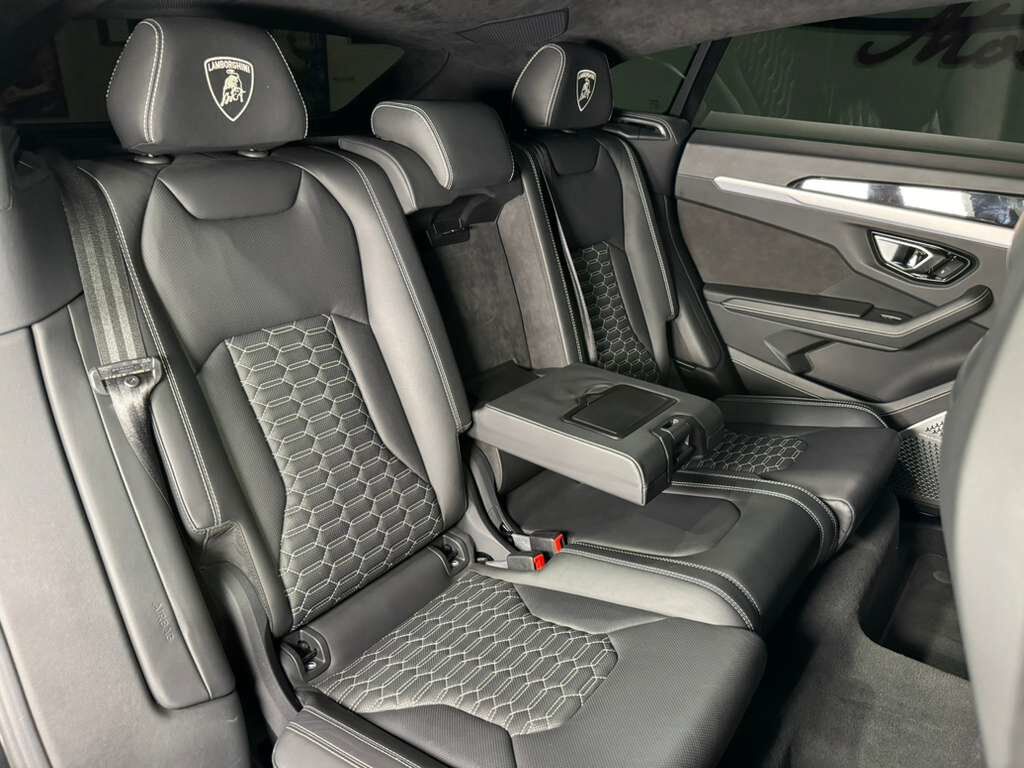 2021 Lamborghini Urus 1016 WIDE BODY KIT! Nero Helene paint, factory Akrapovic exhaust, Bang & Olufsen audio & MUCH MORE!! Fort Lauderdale FL