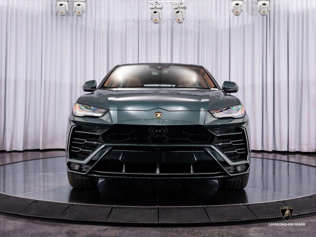 2021 Lamborghini Urus AWD