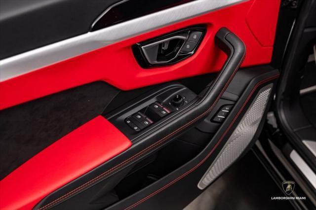 2021 Lamborghini Urus Base - Photo 20