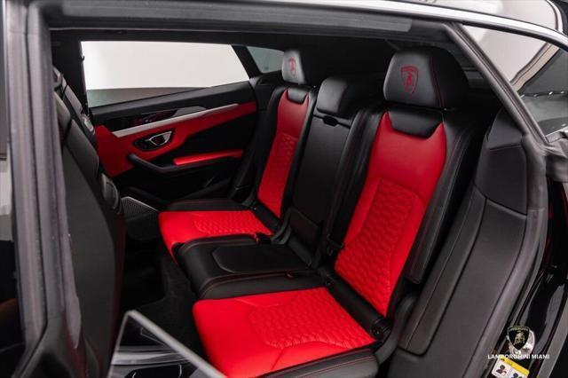 2021 Lamborghini Urus Base - Photo 45
