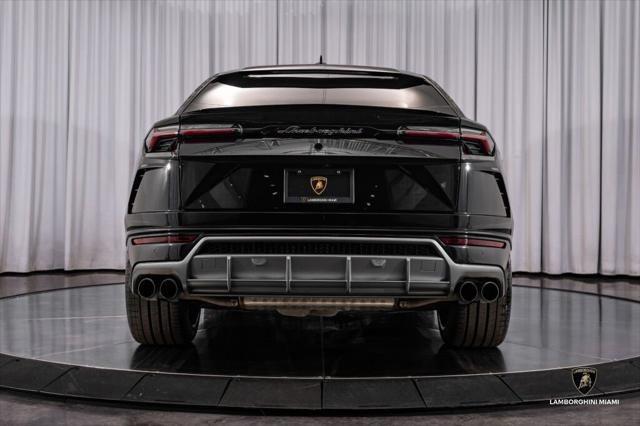 2021 Lamborghini Urus Base - Photo 11
