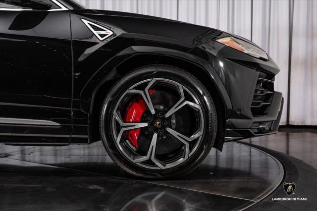 2021 Lamborghini Urus Base - Photo 17