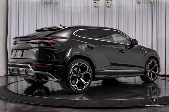 2021 Lamborghini Urus Base - Photo 14