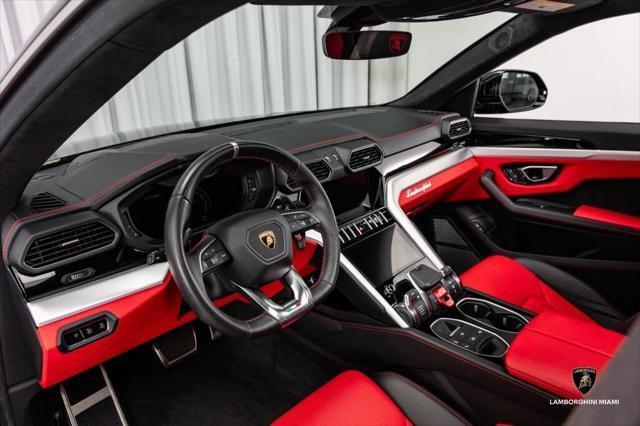 2021 Lamborghini Urus Base - Photo 23