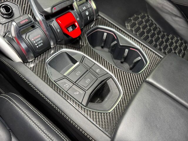 2021 Lamborghini Urus Bianco Monocerus Matt paint, interior carbon fiber trim, Bang & Olufsen audio AND MUCH MORE!!! Fort Lauderdale FL