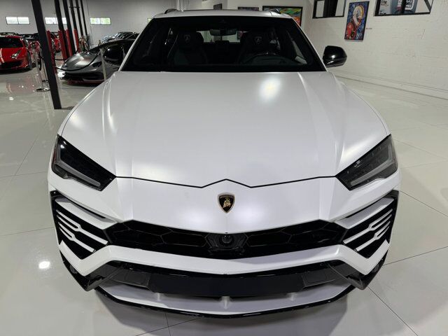 2021 Lamborghini Urus Bianco Monocerus Matt paint, interior carbon fiber trim, Bang & Olufsen audio AND MUCH MORE!!! Fort Lauderdale FL