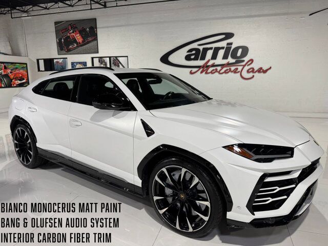 2021 Lamborghini Urus Bianco Monocerus Matt paint, interior carbon fiber trim, Bang & Olufsen audio AND MUCH MORE!!! Fort Lauderdale FL