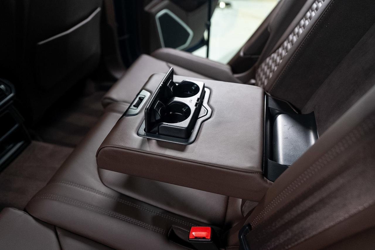 2021 Lamborghini Urus Blu Astraeus Matt paint, Arancio Atlas calipers, Marrone Elpis leather/Alcantara interior AND MORE!! Fort Lauderdale FL