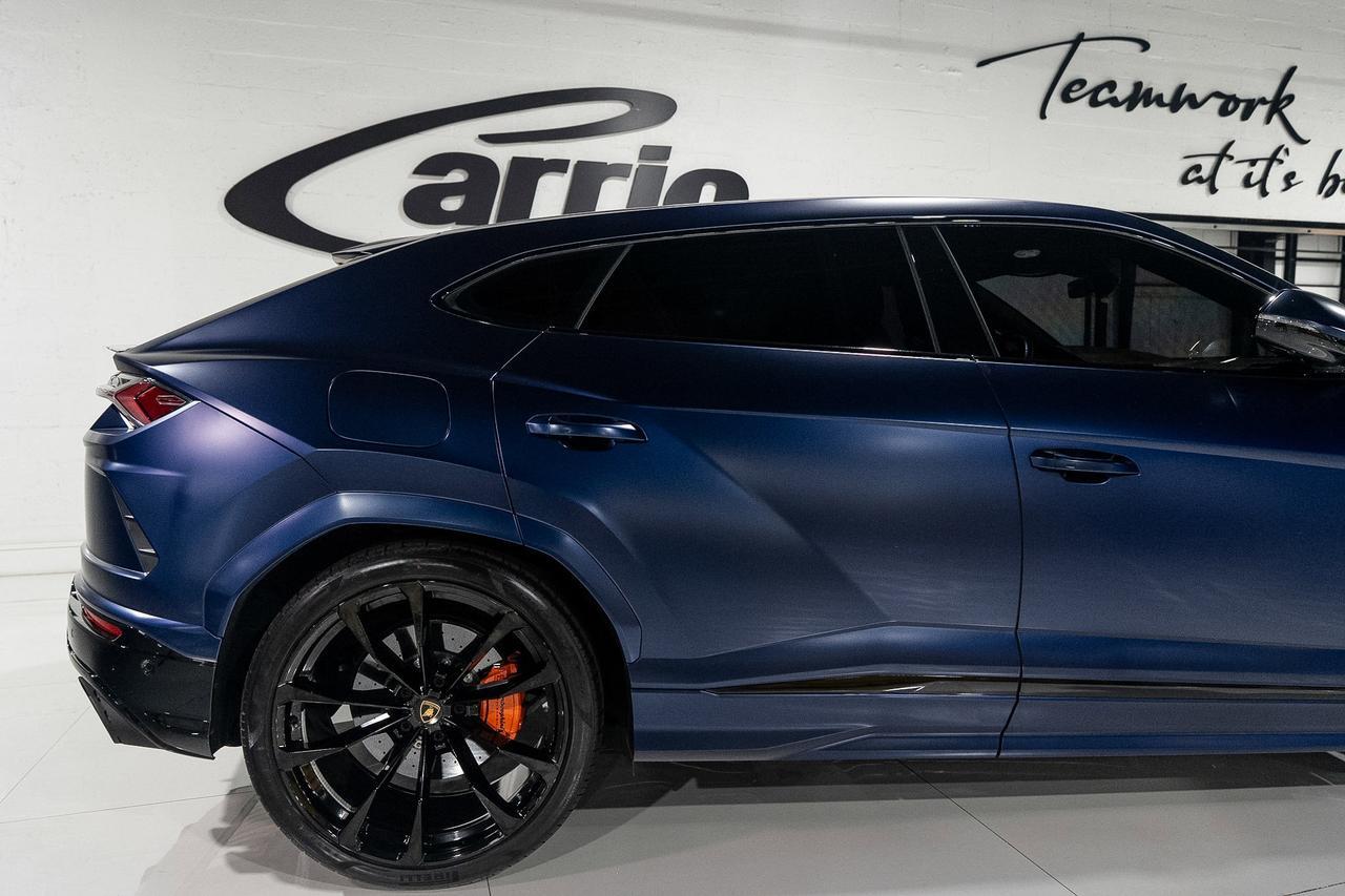 2021 Lamborghini Urus Blu Astraeus Matt paint, Arancio Atlas calipers, Marrone Elpis leather/Alcantara interior AND MORE!! Fort Lauderdale FL