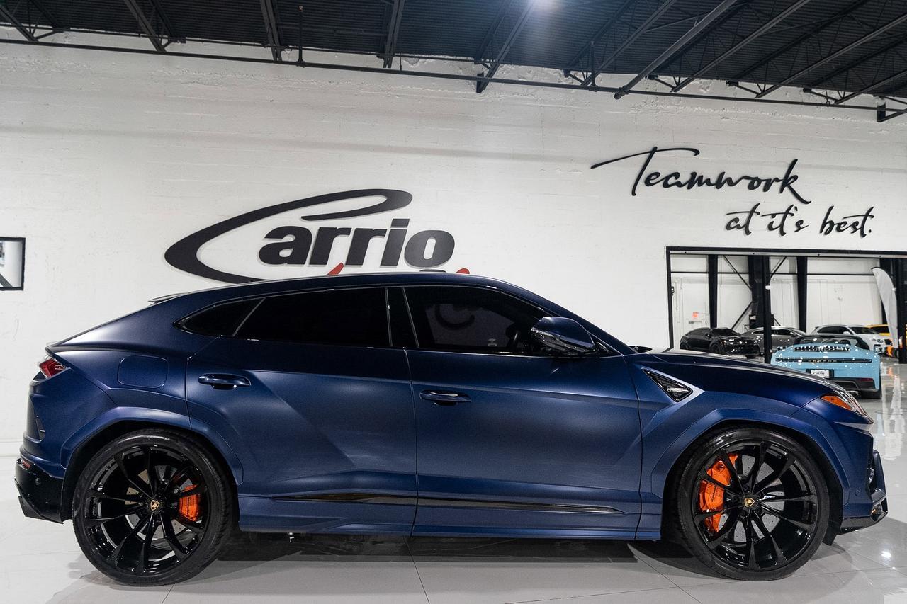 2021 Lamborghini Urus Blu Astraeus Matt paint, Arancio Atlas calipers, Marrone Elpis leather/Alcantara interior AND MORE!! Fort Lauderdale FL