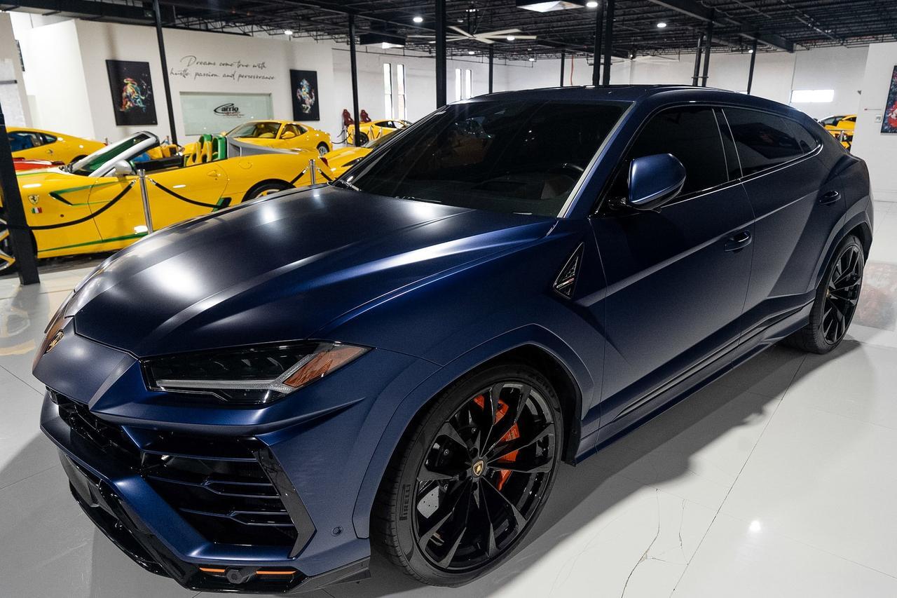 2021 Lamborghini Urus Blu Astraeus Matt paint, Arancio Atlas calipers, Marrone Elpis leather/Alcantara interior AND MORE!!