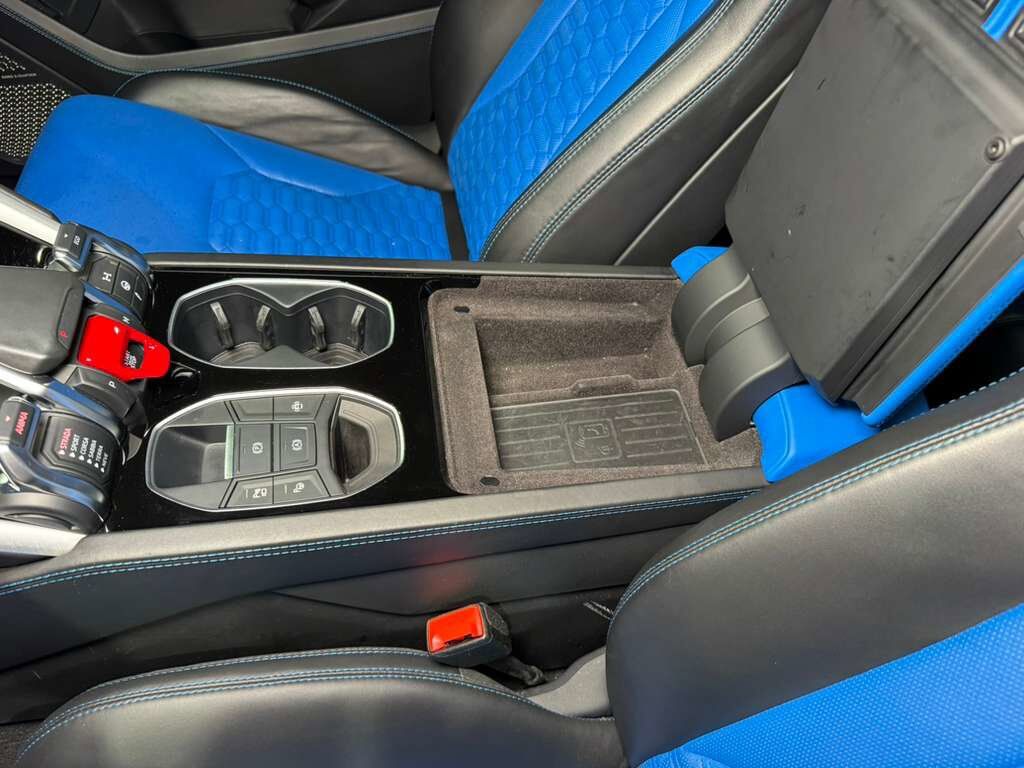 2021 Lamborghini Urus Blu Eleos Matt paint, Ad Personam options, panoramic roof, Bang & Olufsen audio AND MUCH MORE!! Fort Lauderdale FL