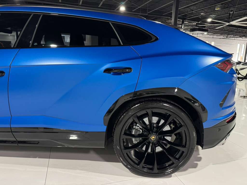 2021 Lamborghini Urus Blu Eleos Matt paint, Ad Personam options, panoramic roof, Bang & Olufsen audio AND MUCH MORE!! Fort Lauderdale FL