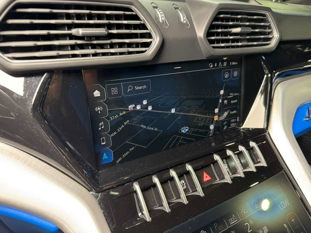 2021 Lamborghini Urus Blu Eleos Matt paint, Ad Personam options, panoramic roof, Bang & Olufsen audio AND MUCH MORE!! Fort Lauderdale FL