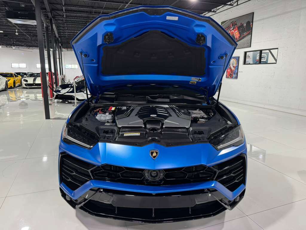 2021 Lamborghini Urus Blu Eleos Matt paint, Ad Personam options, panoramic roof, Bang & Olufsen audio AND MUCH MORE!! Fort Lauderdale FL