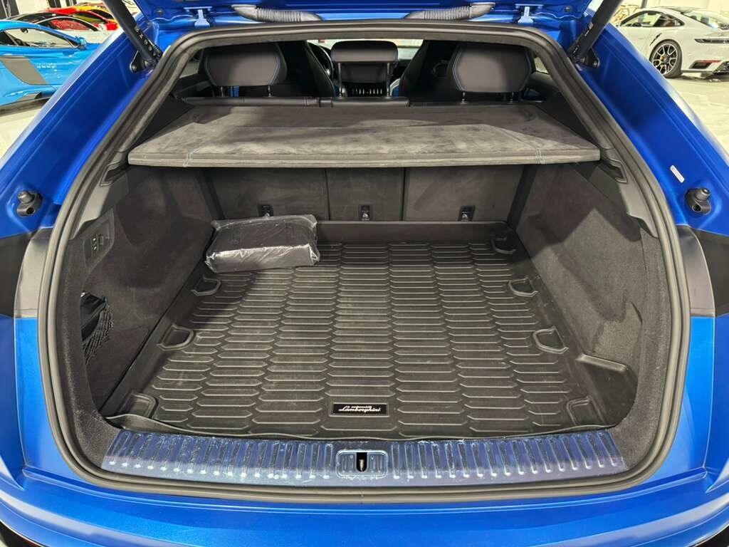 2021 Lamborghini Urus Blu Eleos Matt paint, Ad Personam options, panoramic roof, Bang & Olufsen audio AND MUCH MORE!! Fort Lauderdale FL