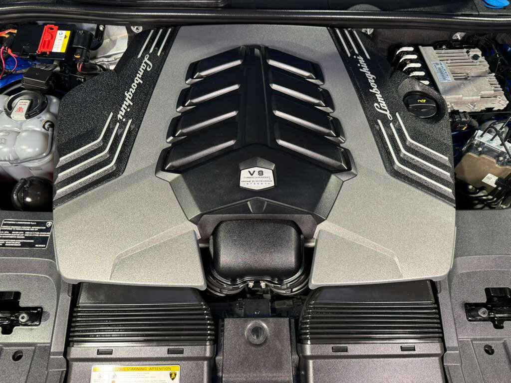 2021 Lamborghini Urus Blu Eleos Matt paint, Ad Personam options, panoramic roof, Bang & Olufsen audio AND MUCH MORE!! Fort Lauderdale FL