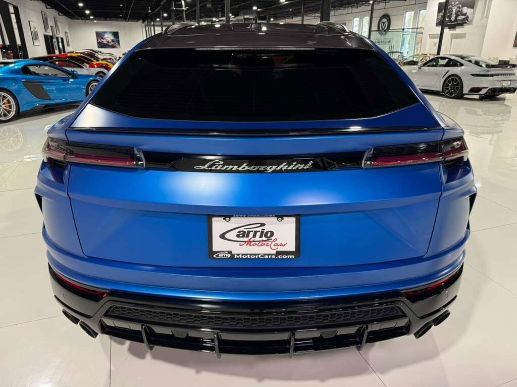 2021 Lamborghini Urus Blu Eleos Matt paint, Ad Personam options, panoramic roof, Bang & Olufsen audio AND MUCH MORE!! Fort Lauderdale FL