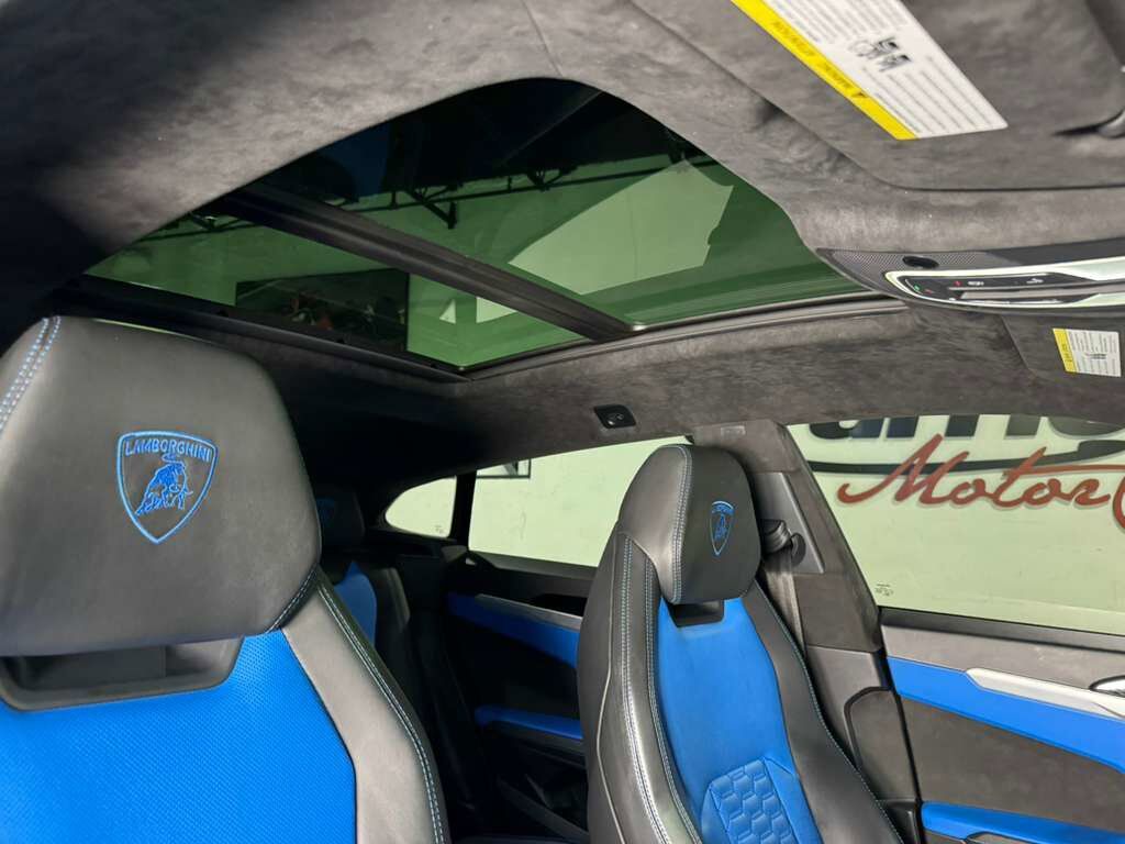 2021 Lamborghini Urus Blu Eleos Matt paint, Ad Personam options, panoramic roof, Bang & Olufsen audio AND MUCH MORE!! Fort Lauderdale FL