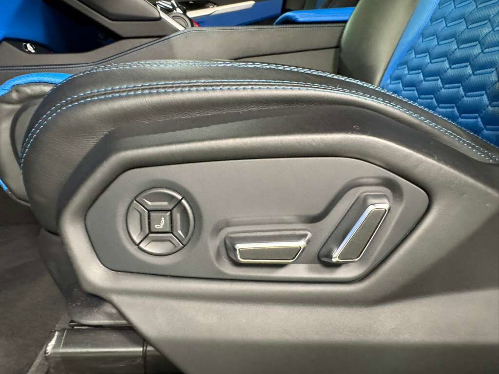 2021 Lamborghini Urus Blu Eleos Matt paint, Ad Personam options, panoramic roof, Bang & Olufsen audio AND MUCH MORE!! Fort Lauderdale FL