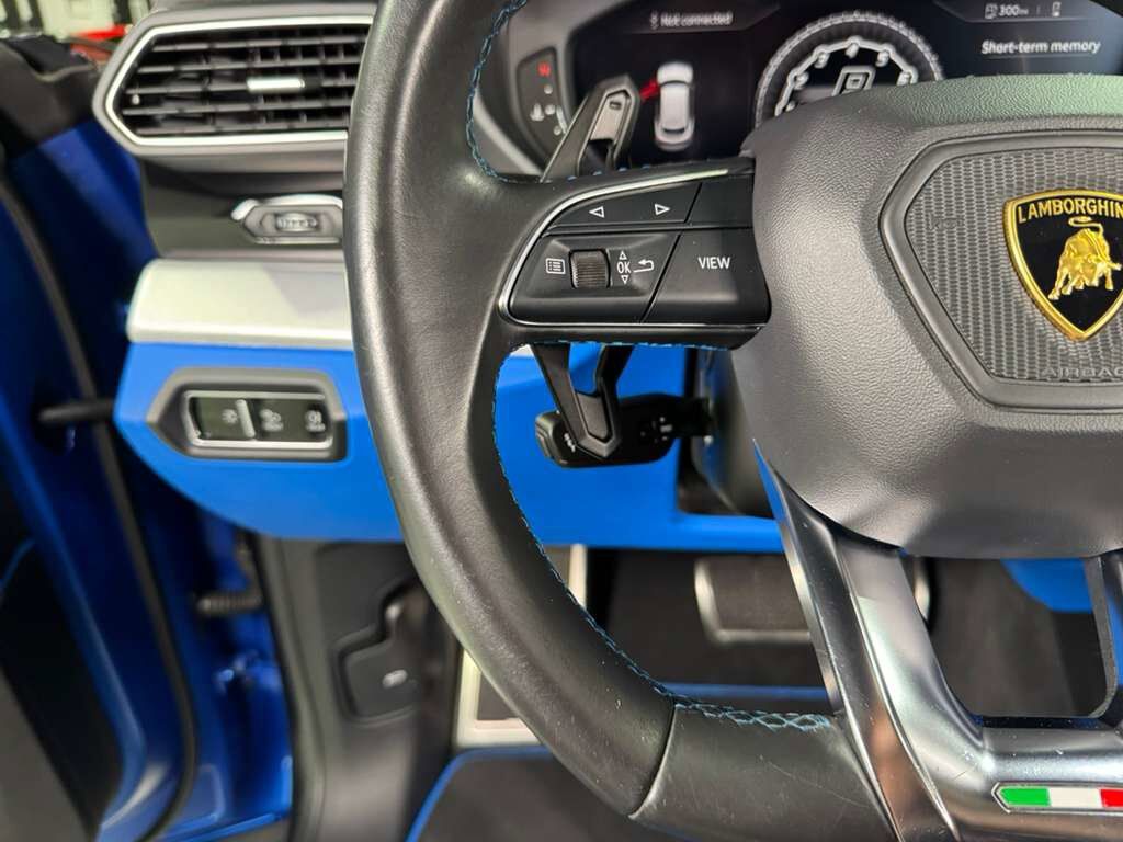 2021 Lamborghini Urus Blu Eleos Matt paint, Ad Personam options, panoramic roof, Bang & Olufsen audio AND MUCH MORE!! Fort Lauderdale FL