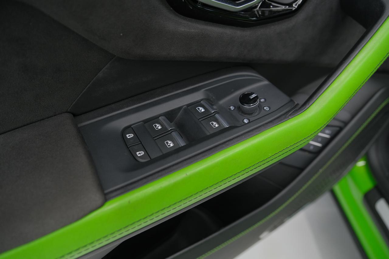 2021 Lamborghini Urus Graphite Capsule Miami FL