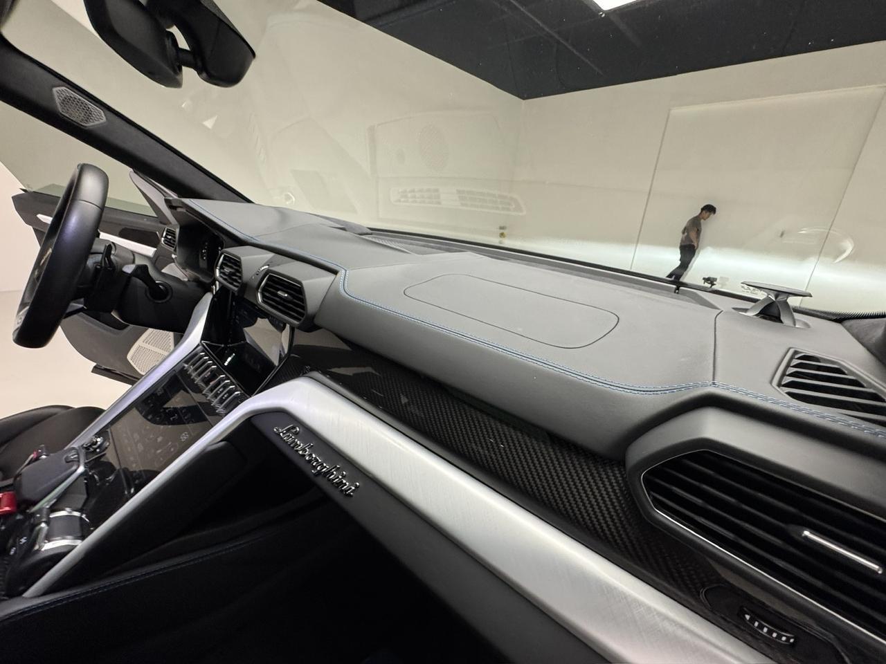 2021 Lamborghini Urus Only 9k Miles Blue Astraeus Metallic Scottsdale AZ