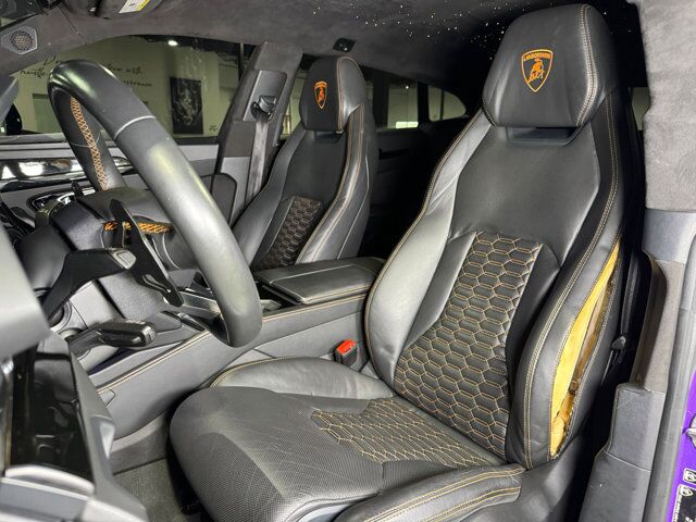 2021 Lamborghini Urus Viola Parsifae paint, Arancio Borealis calipers, Bang & Olufsen audio system AND MUCH MORE!! Fort Lauderdale FL