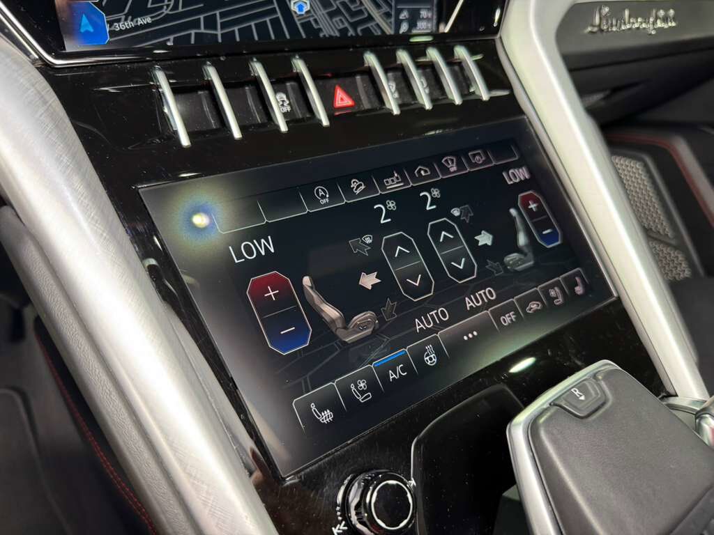 2021 Lamborghini Urus WIDE BODY KIT!! Nero Helene paint, pano roof, Bang & Olufsen audio system AND MUCH MORE!! Fort Lauderdale FL