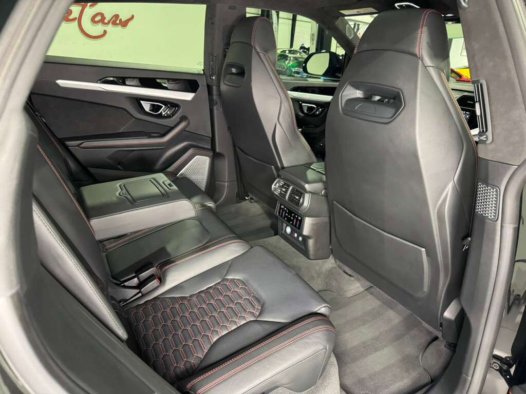 2021 Lamborghini Urus WIDE BODY KIT!! Nero Helene paint, pano roof, Bang & Olufsen audio system AND MUCH MORE!! Fort Lauderdale FL