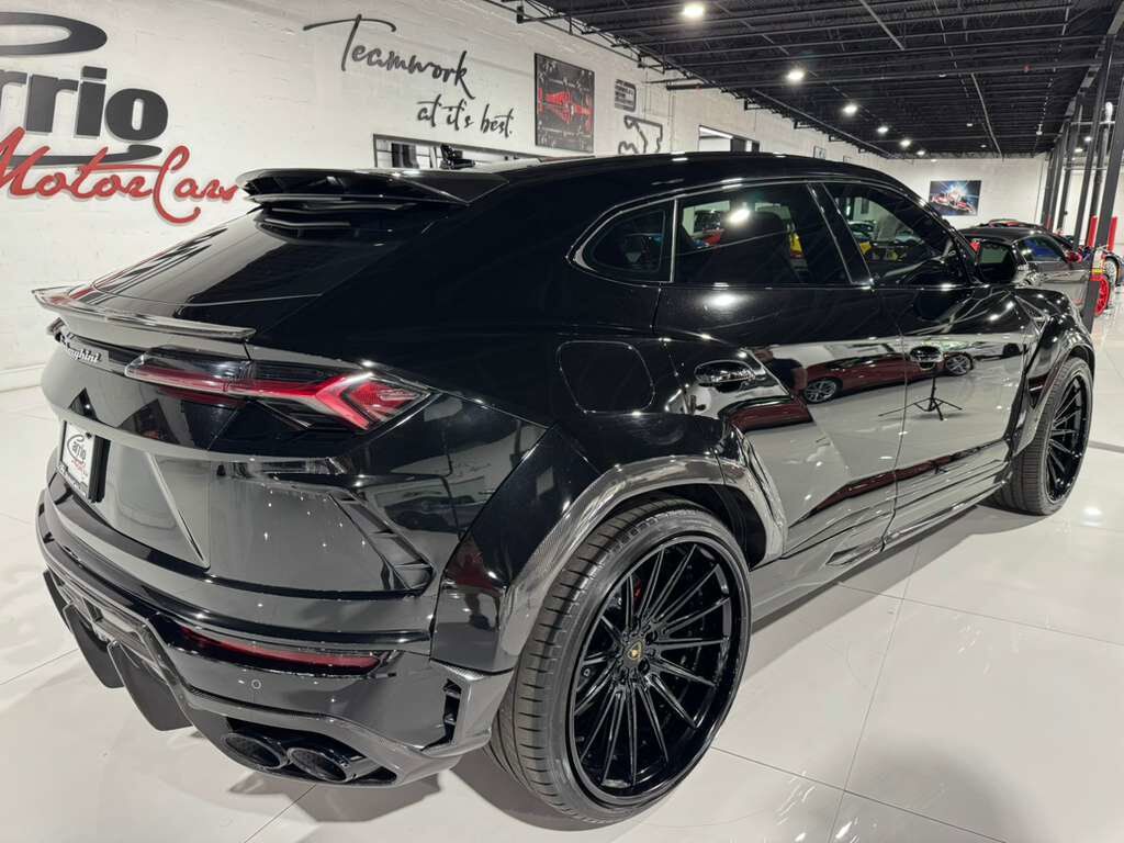 2021 Lamborghini Urus WIDE BODY KIT!! Nero Helene paint, pano roof, Bang & Olufsen audio system AND MUCH MORE!! Fort Lauderdale FL