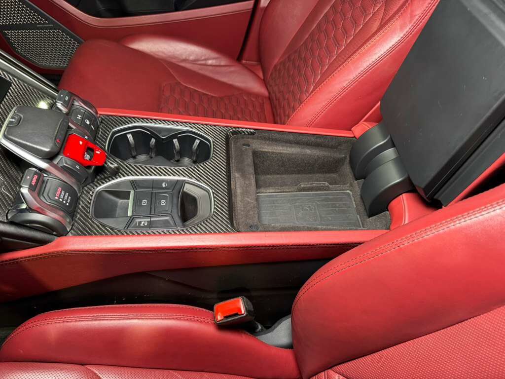 2021 Lamborghini Urus panoramic roof, Bang & Olufsen audio system, interior carbon trim AND MUCH MORE!! Fort Lauderdale FL