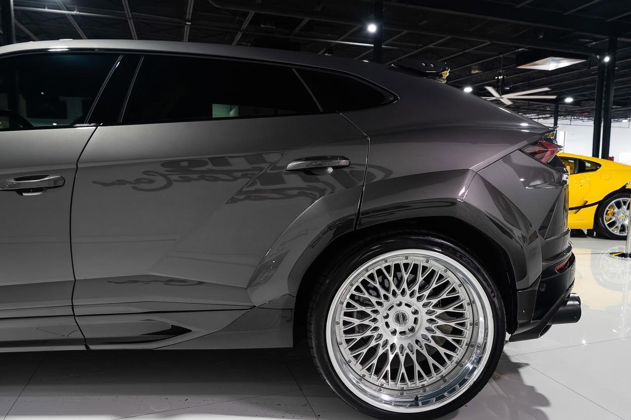 2021 Lamborghini Urus wide body kit, Grigio Lynx paint, custom leather interior, Bang & Olufsen audio system & MUCH MORE!! Fort Lauderdale FL