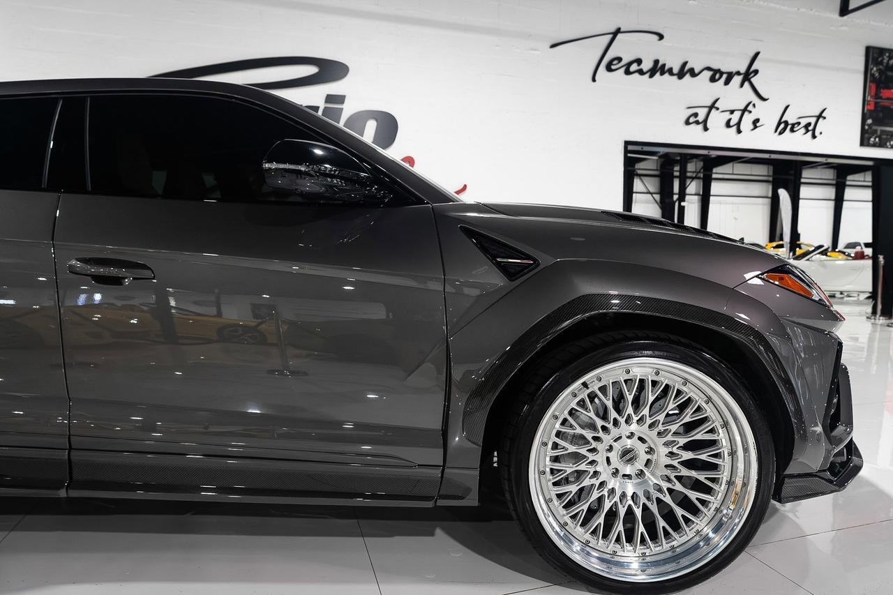 2021 Lamborghini Urus wide body kit, Grigio Lynx paint, custom leather interior, Bang & Olufsen audio system & MUCH MORE!! Fort Lauderdale FL