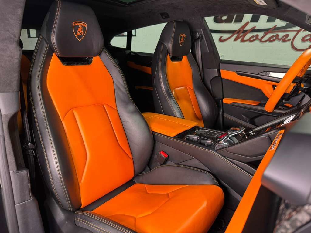 2021 Lamborghini Urus wide body kit, Nero Noctis Matt paint, Ad Personam interior, Bang & Olufsen audio AND MUCH MORE!! Fort Lauderdale FL