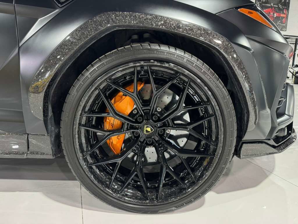 2021 Lamborghini Urus wide body kit, Nero Noctis Matt paint, Ad Personam interior, Bang & Olufsen audio AND MUCH MORE!! Fort Lauderdale FL