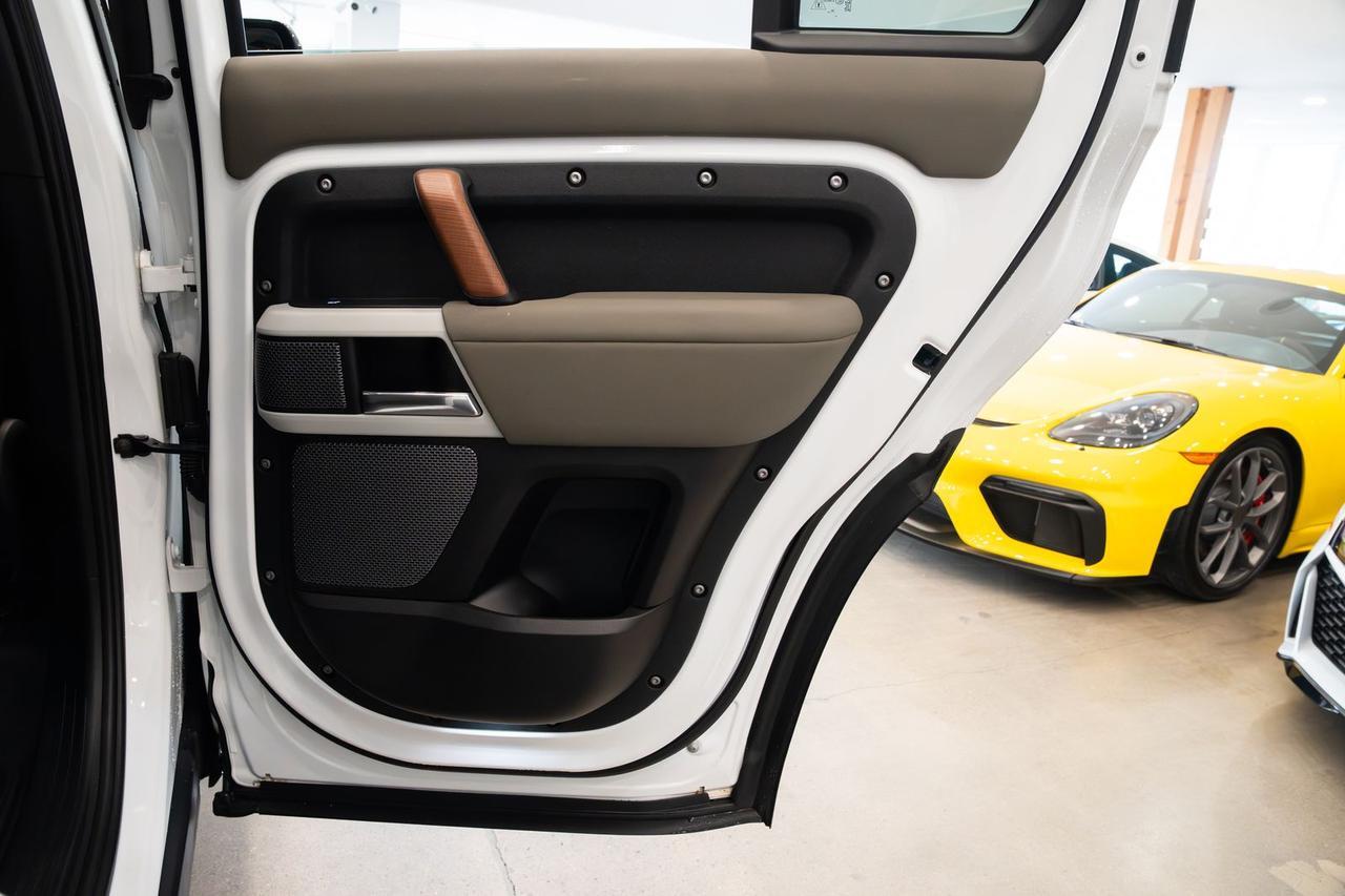 2021 Land Rover Defender 110 SE Gladstone OR