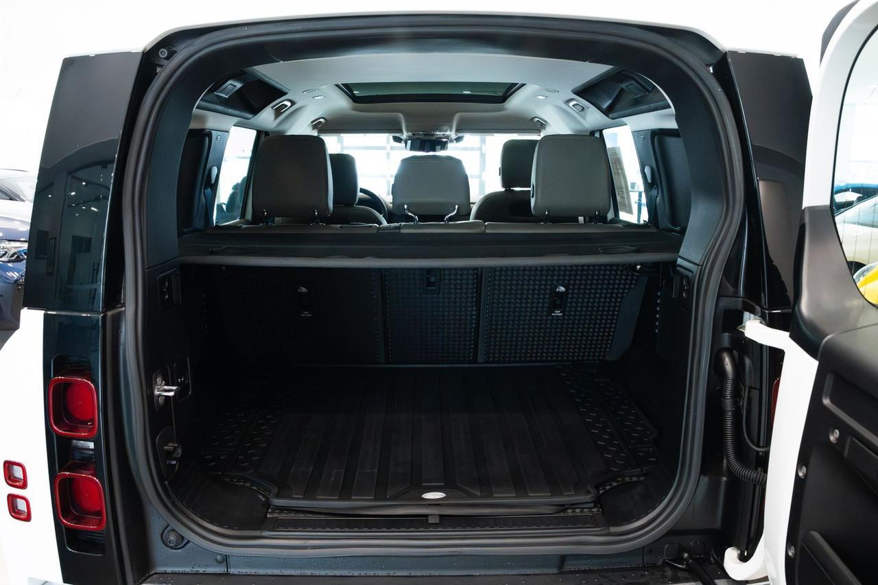 2021 Land Rover Defender 110 SE Gladstone OR