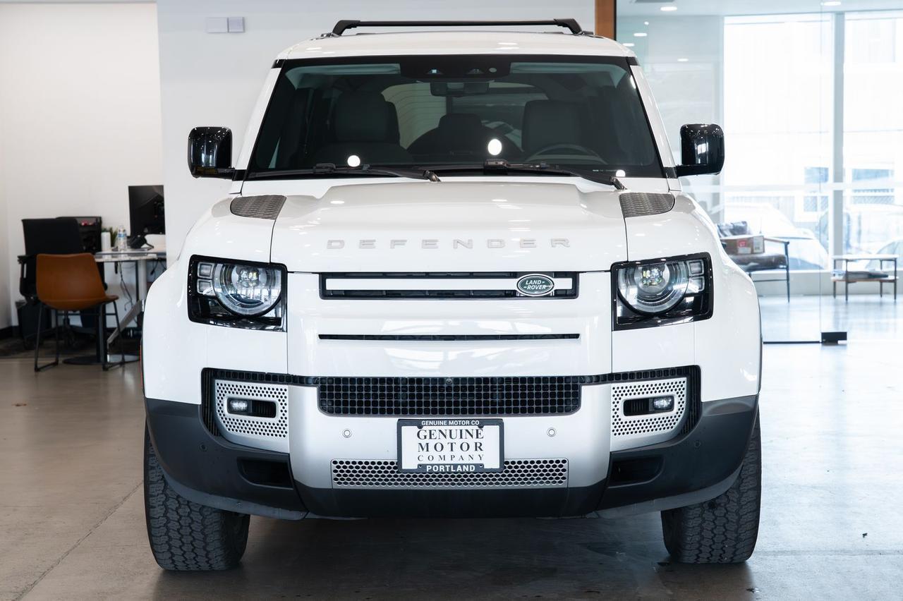 2021 Land Rover Defender 110 SE