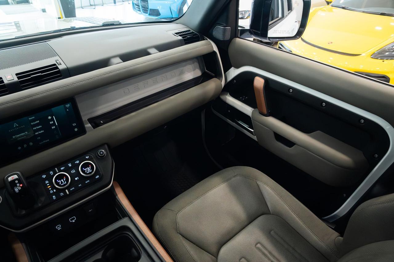 2021 Land Rover Defender 110 SE Gladstone OR