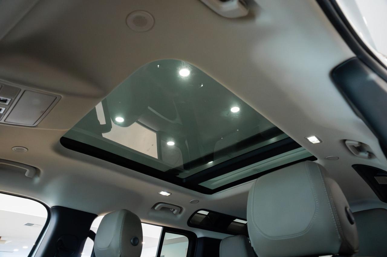 2021 Land Rover Defender 110 SE Gladstone OR