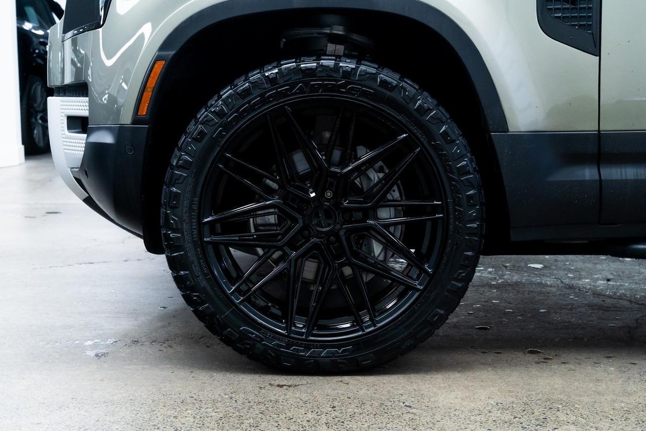 2021 Land Rover Defender 110 SE Panoramic Roof Surround View Camera Portland OR