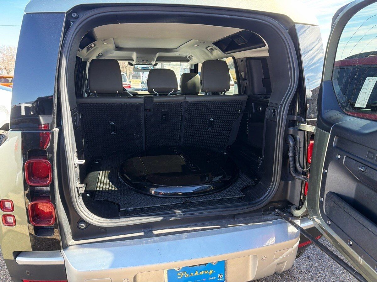 2021 Land Rover Defender 110 SE Panoramic Roof Surround View Camera Portland OR