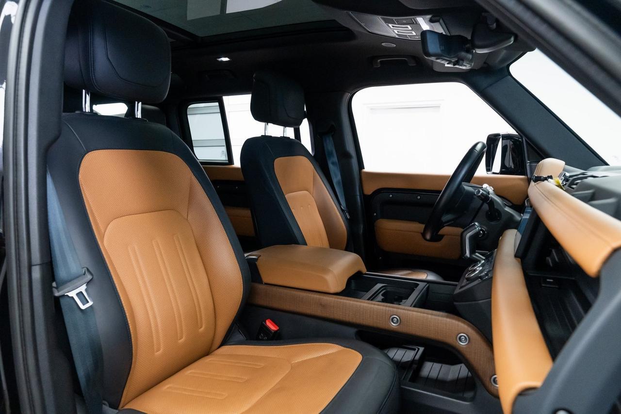 2021 Land Rover Defender 110 X 7 Passenger Vented Seats Meridian Audio Panoramic Portland OR